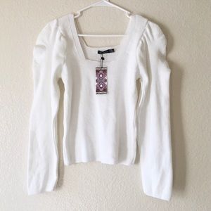 SOLD Boohoo NWT Plus Size Puff Sleeve Knit Sweater